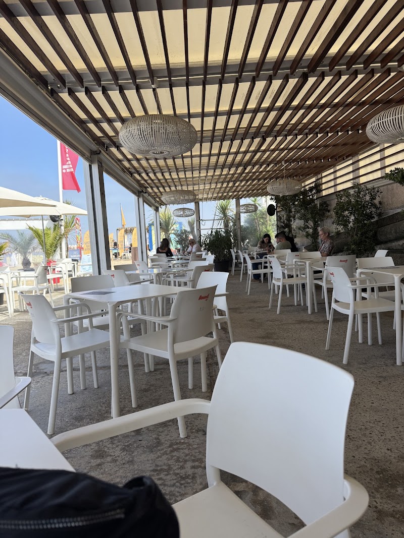 Surfing Bar Espinho